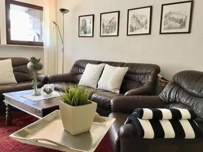 Ein Sitzbereich in der Unterkunft Mosel-Appartements Nehren