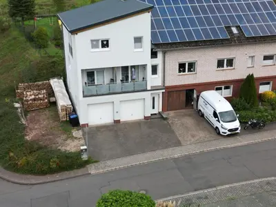 Das Gebäude in dem sich die Ferienwohnung befindet
