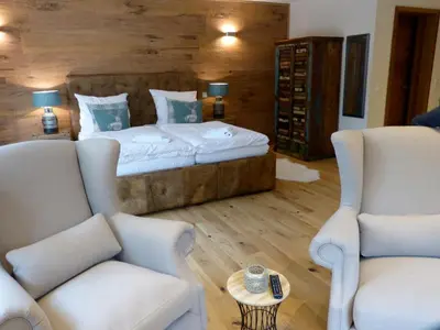 Ein Bett oder Betten in einem Zimmer der Unterkunft LindenOne