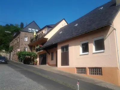 Das Gebäude in dem sich die Pension befindet