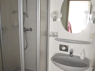 Ein Badezimmer in der Unterkunft Hotel Maifelder Hof