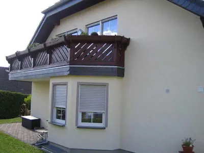 Das Gebäude in dem sich die Ferienwohnung befindet