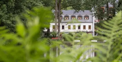 Ein Garten an der Unterkunft Heidsmühle