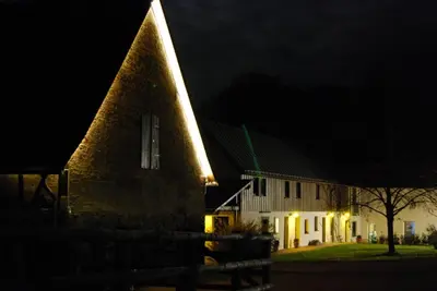Das Gebäude in dem sich das Bed & Breakfast befindet