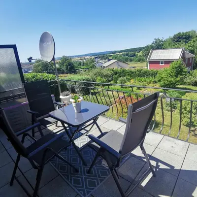 Ein Balkon oder eine Terrasse in der Unterkunft Ferienwohnung Morbach