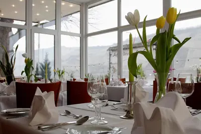 Ein allgemeiner Bergblick oder ein Berglick von des Hotels aus