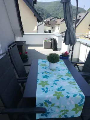 Ein allgemeiner Bergblick oder ein Berglick von der Ferienwohnung aus