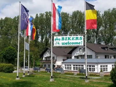 Das Gebäude in dem sich das Hotel befindet
