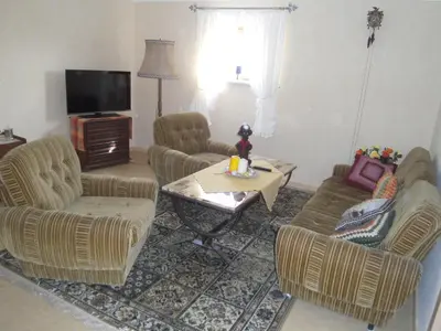Ein Sitzbereich in der Unterkunft Ferienwohnung Barzen