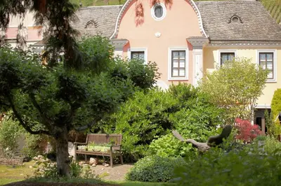 Ein Garten an der Unterkunft Villa Marlene