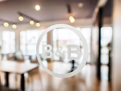 Ein Zertifikat, Auszeichnung, Logo oder anderes Dokument, das in der Unterkunft B&B Hotel Trier ausgestellt ist