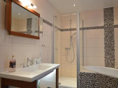 Ein Badezimmer in der Unterkunft Wunderschöne Ferienwohnung im Burgenland