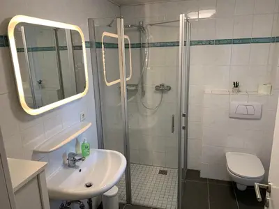 Ein Badezimmer in der Unterkunft Niederwerth bei Koblenz