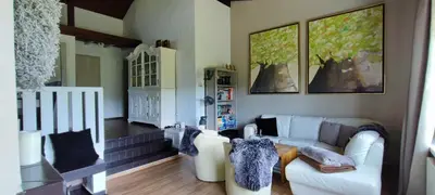 Ein Sitzbereich in der Unterkunft Ferienhaus Eifelurlaub