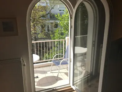 Ein Balkon oder eine Terrasse in der Unterkunft Luxus-2-Zimmer-Ferienwohnung im Zentrum
