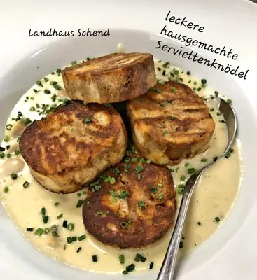 Essen im Hotel oder in der Nähe
