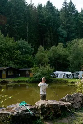 Naturlandschaft in der Nähe der Zelt-Lodge