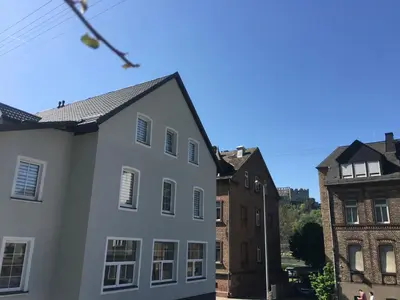 Das Gebäude in dem sich die Ferienwohnung befindet