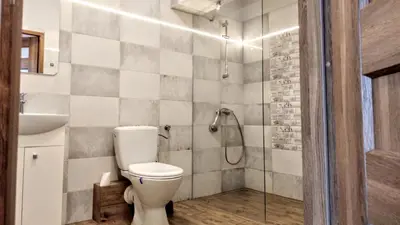 Ein Badezimmer in der Unterkunft Winzerhaus Loreley