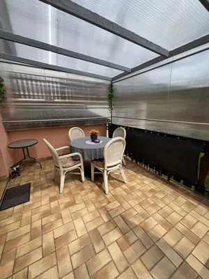 Ein Balkon oder eine Terrasse in der Unterkunft Kleines Ferienhaus Nicole