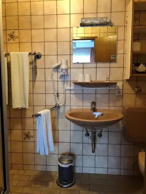 Ein Badezimmer in der Unterkunft Gästehaus Rehwinkel
