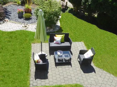 Ein Garten an der Unterkunft Ferienwohnungen Bach