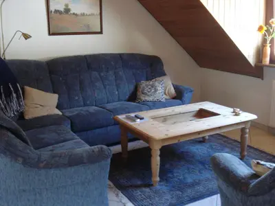 Ein Sitzbereich in der Unterkunft Ferienwohnung Lydia