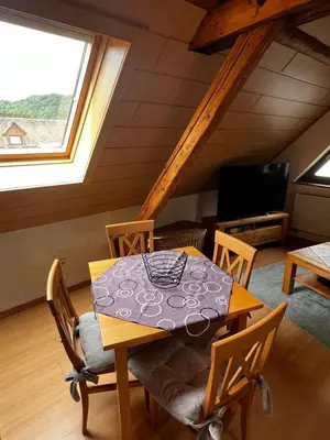 Ein Sitzbereich in der Unterkunft Apartment Mosel-Götterlay