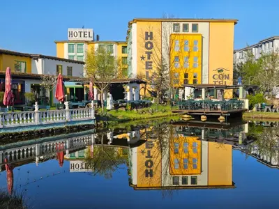 Das Gebäude in dem sich das Hotel befindet