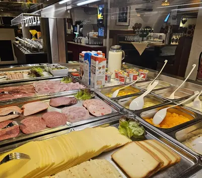 Essen im Hotel oder in der Nähe