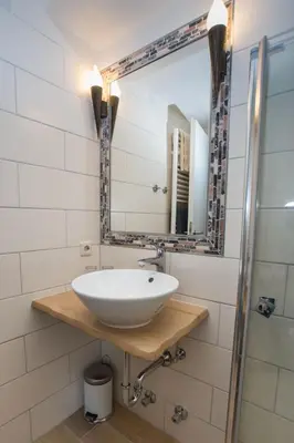 Ein Badezimmer in der Unterkunft Moselland Hotel im Enderttal Zum Onkel Willi