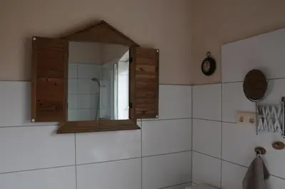 Ein Badezimmer in der Unterkunft Haus Vis a Vis 1