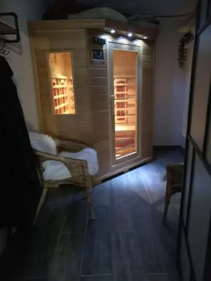 Ein Sitzbereich in der Unterkunft Ferienhaus am Sauerbrunnen