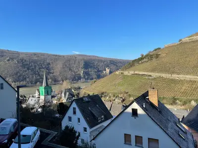 Ein allgemeiner Bergblick oder ein Berglick von der Ferienwohnung aus