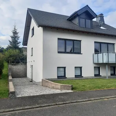Das Gebäude in dem sich die Ferienwohnung befindet