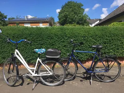 Radfahren an der Unterkunft Ferienwohnung Nesa oder in der Nähe