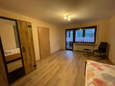 Ein Bett oder Betten in einem Zimmer der Unterkunft Ferienwohnung Susanna