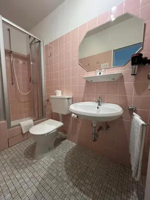 Ein Badezimmer in der Unterkunft Hotel St. Georg