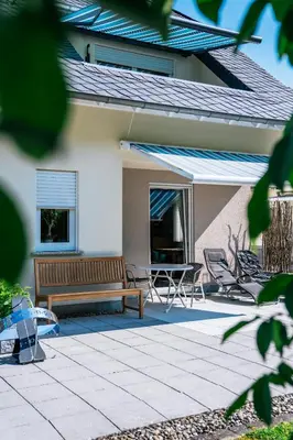 Das Gebäude in dem sich die Ferienwohnung befindet