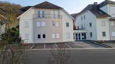 Das Gebäude in dem sich die Ferienwohnung befindet