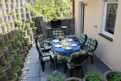 Ein Patio oder anderer Außenbereich in der Unterkunft Ferienhaus Trimmisch