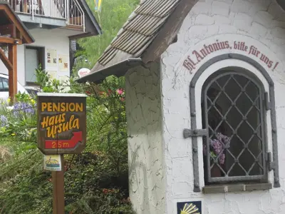 Das Gebäude in dem sich die Pension befindet