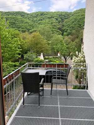 Ein allgemeiner Bergblick oder ein Berglick von der Ferienwohnung aus
