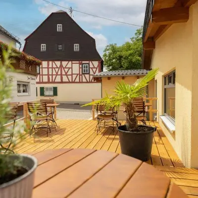 Das Gebäude in dem sich das Hotel befindet