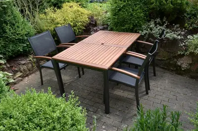 Ein Garten an der Unterkunft Ferienhaus Moselblick mit kostenfreien ÖPNV-Ticket