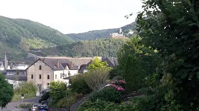 Ein allgemeiner Bergblick oder ein Berglick von der Ferienwohnung aus
