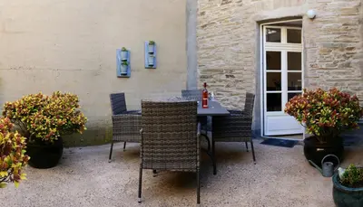 Ein Patio oder anderer Außenbereich in der Unterkunft Altes Lörscher Winzerhaus