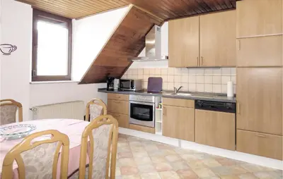 Küche/Küchenzeile in der Unterkunft 1 Bedroom Lovely Apartment In Lahnstein