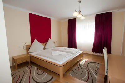 Ein Bett oder Betten in einem Zimmer der Unterkunft Hotel Rhein-Mosel-View