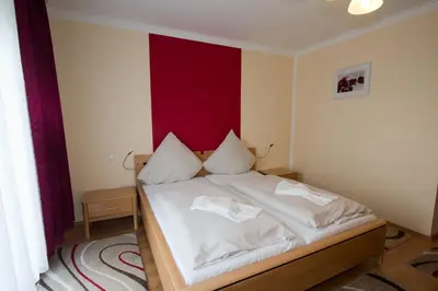 Ein Bett oder Betten in einem Zimmer der Unterkunft Hotel Rhein-Mosel-View